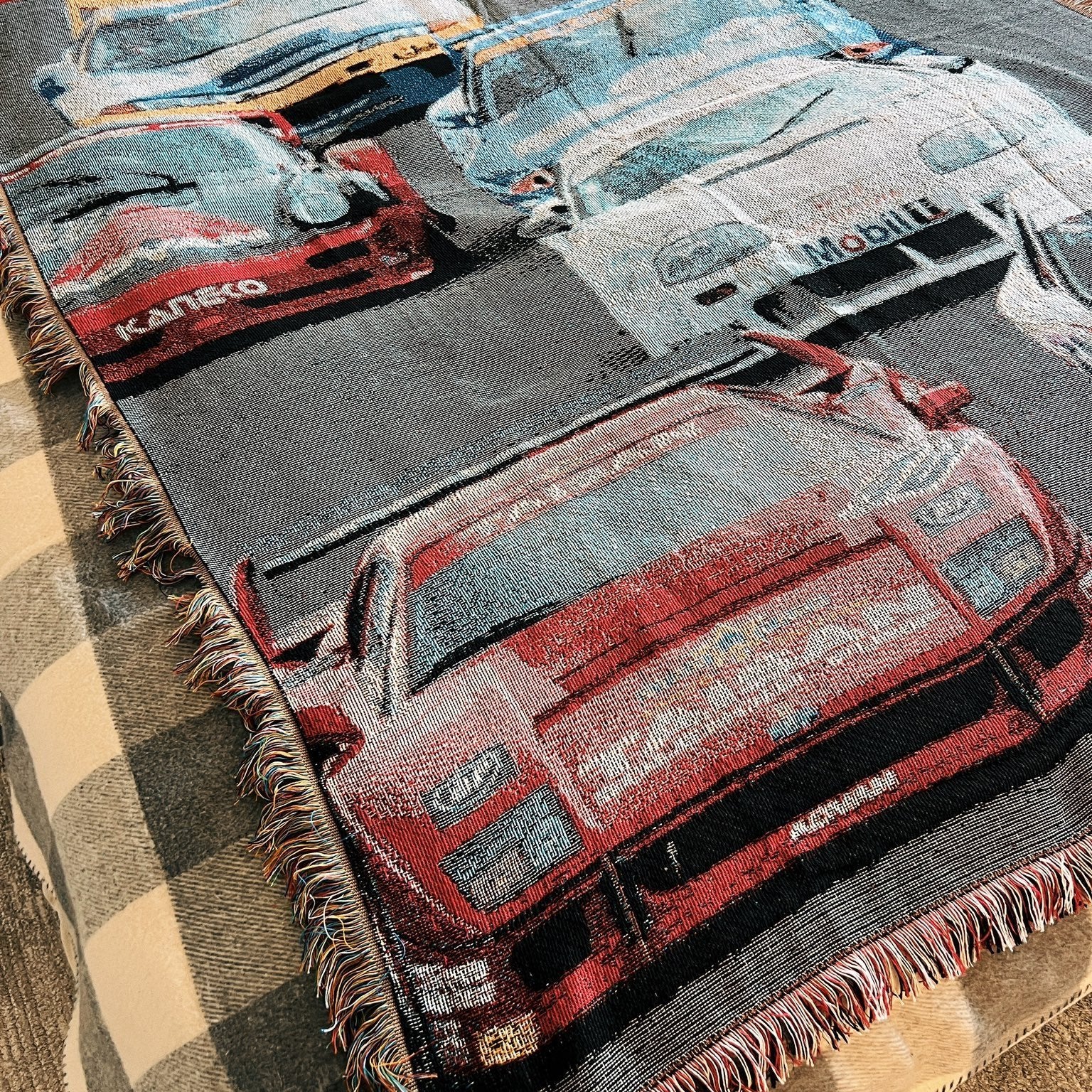 GTCUP WOVEN BLANKET - Image 3